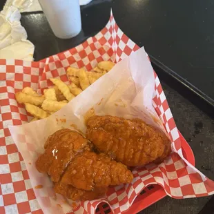 4 Tender with Fries &amp; Drink with Buffalo mild