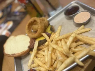 BJ's Restaurant & Brewhouse