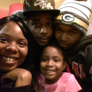 Wingin Out with the fam!!!!