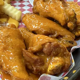 Delicious wings fried to perfection