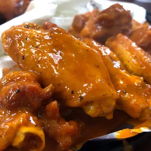 Medium hot wings, amazingness.