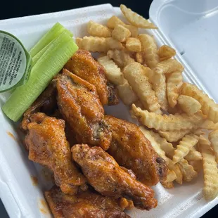 Hot lemon pepper Wings with Fries Combo