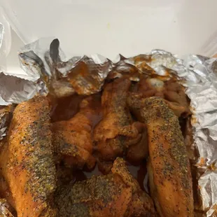 lemon pepper with hot sauce