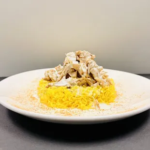 Yellow rice and chicken