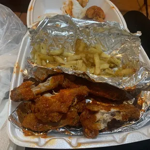 fried chicken, fried chicken wings, chicken wings and fried chicken, food, chicken, bbq chicken, chicken wings, bbq wings, poultry