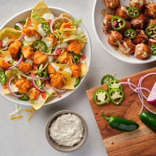 the ingredients of a taco salad