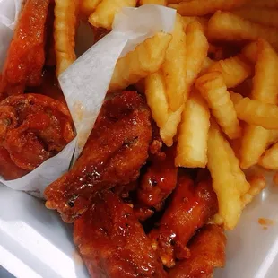 10pcs, half hot wings and half honey hot with French fries!