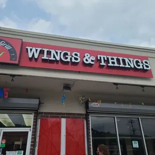 the front of a restaurant