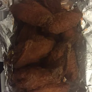 Wings were great but I asked for all flats. The wait time was ridiculously long for carry out . I suggest that you call ahead.