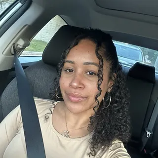 Amber R.