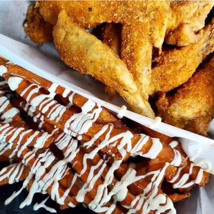 chicken, poultry, bbq wings, bbq chicken, food, chicken wings, chicken wings and fried chicken, fried chicken, fried chicken wings