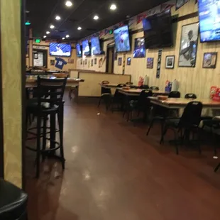 sushi and sashimi, interior