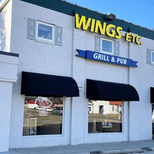 Join us at Wings Etc. Dexter, located at 529 N. Walnut.
