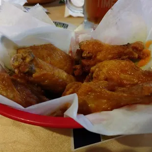 chicken wings and fried chicken, food