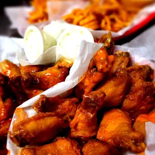 bbq chicken, chicken, fried chicken, bbq wings, food, poultry, chicken wings, fried chicken wings, chicken wings and fried chicken