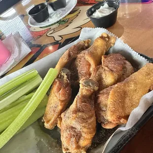 Canjun rub wings well done