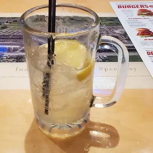 The loaded lemonade cocktail.