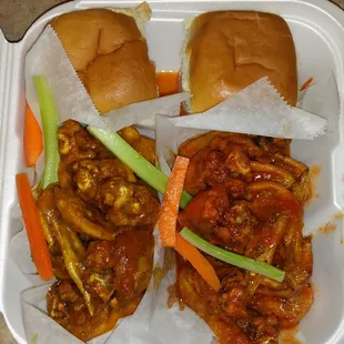 bbq wings, fried chicken, food, chicken wings, chicken wings and fried chicken, poultry, chicken, bbq chicken, fried chicken wings