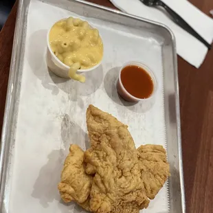 Chicken Tenders with Macaroni and Cheese