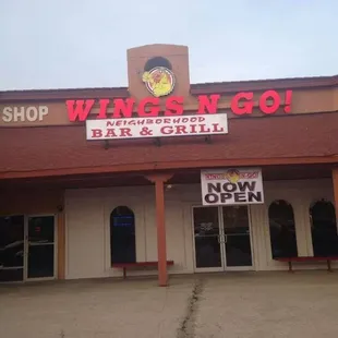 Wings N&apos; Go