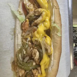 grill chicken poboy
