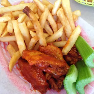 6 piece wings &amp; fries