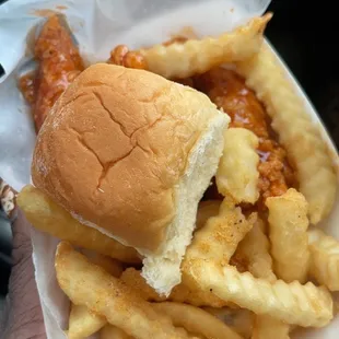 Kids meal - 3pc tender (honey spicy) w/ fries &amp; drink