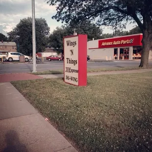 outside, ramen and noodles