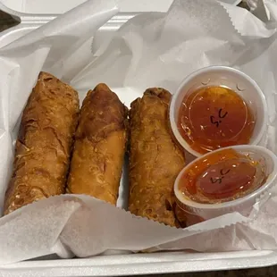 Egg rolls and sweet &amp; sour sauce