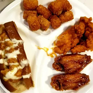 food, fried chicken, bbq wings, poultry, fried chicken wings, chicken, bbq chicken, chicken wings and fried chicken, chicken wings