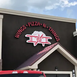 wings pizza n things