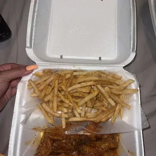 10 Piece Wing Combo w/ Fries