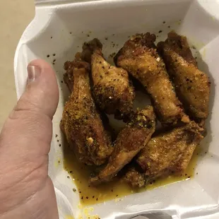 If you&apos;re used to jumbo wings, these are tiny in comparison- just regular size wings though.