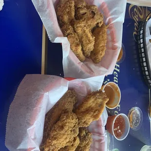 Wings Sports Bar & Grille