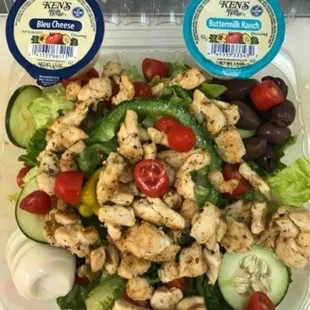 Fresh grill chicken salad