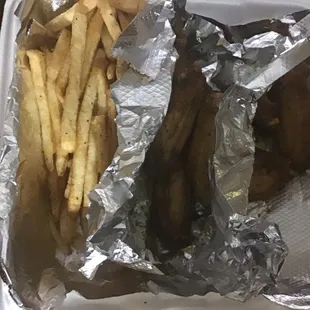 chicken wings and fried chicken, food