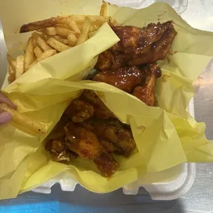 Honey gold and bbq 10 Wings (Bone-in)