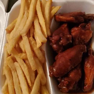 Honey bbq wings and fries