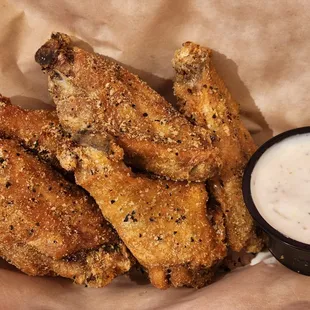Wings Y Mas