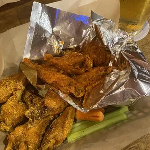 Dozen traditional wings. Lemon pepper and Cajun flavors.  Extra crispy!