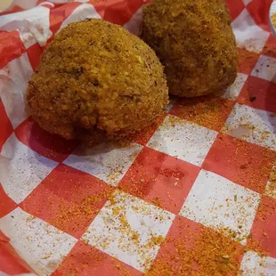 Boudin balls