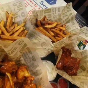 That's the Mango Habanero wings and fries