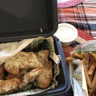 5 Piece Crispy Tender Combo (Garlic Parmesan Flavor)
