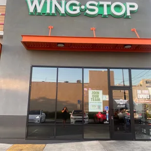 Conveniently located right off the 91 freeway on the intersection of Bellflower Boulevard and Artesia