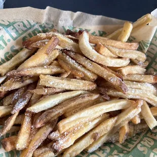 God damn, these fries a week old or something? Extremely Stale, these fries so old I can make vodka with them.