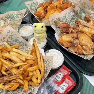 lemon pepper wings, hot honey wings, fries