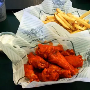 10 Piece Original Hot Regular Wings Combo Meal