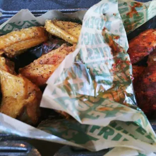 10 wings-Half lemon pepper, half Cajun, all yummy in the tummy.