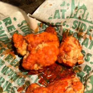 Very little sauce on my wings.