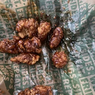 chicken wings and fried chicken, food